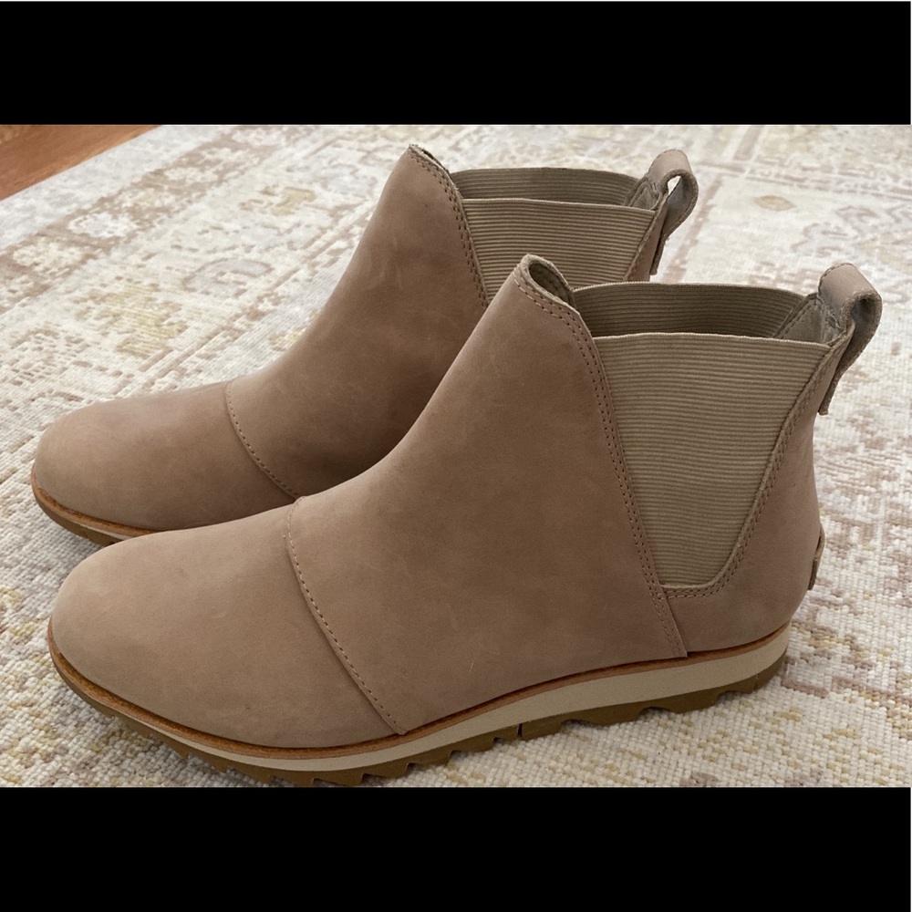 Sorel Taupe Booties